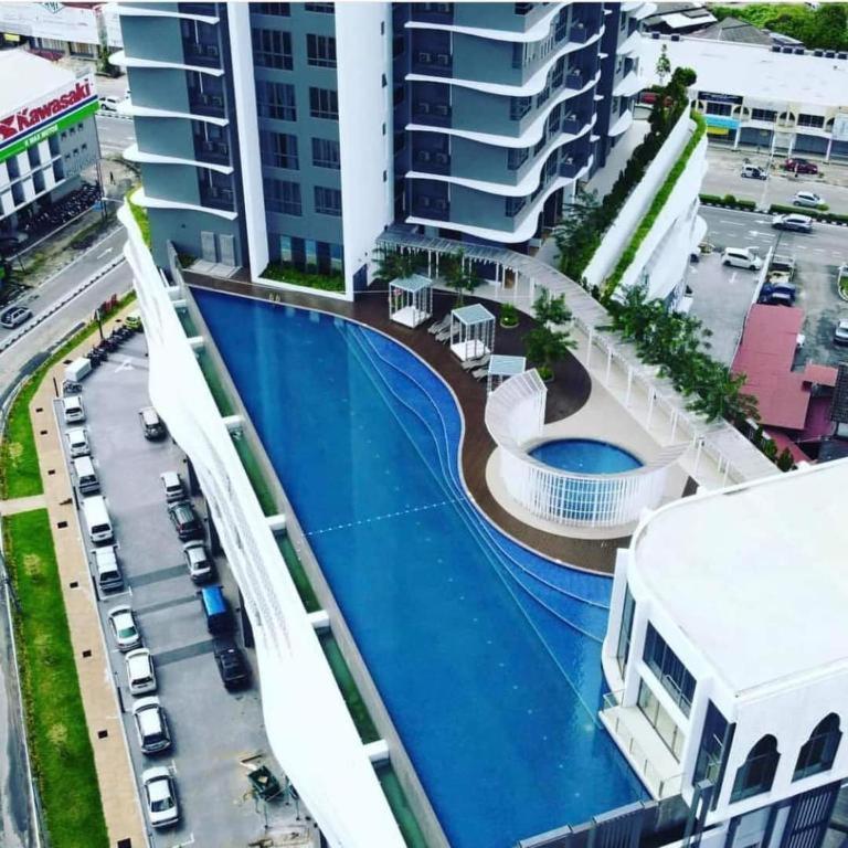 Nusa Luxurious Suite 哥打巴鲁 外观 照片