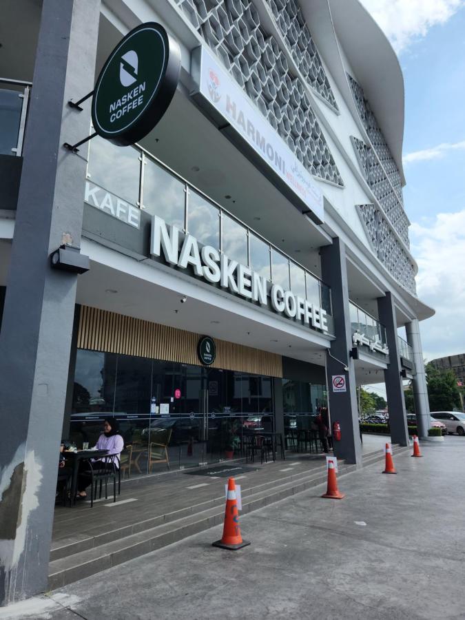 Nusa Luxurious Suite 哥打巴鲁 外观 照片