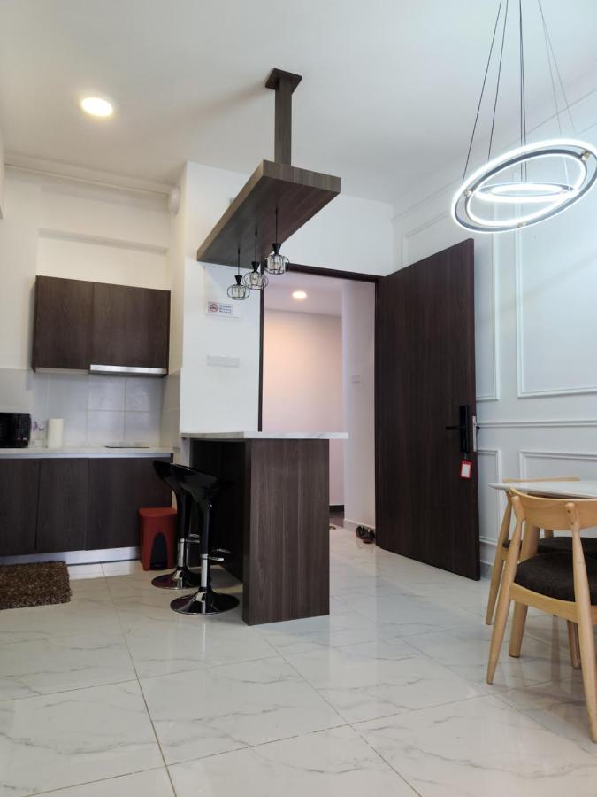 Nusa Luxurious Suite 哥打巴鲁 外观 照片