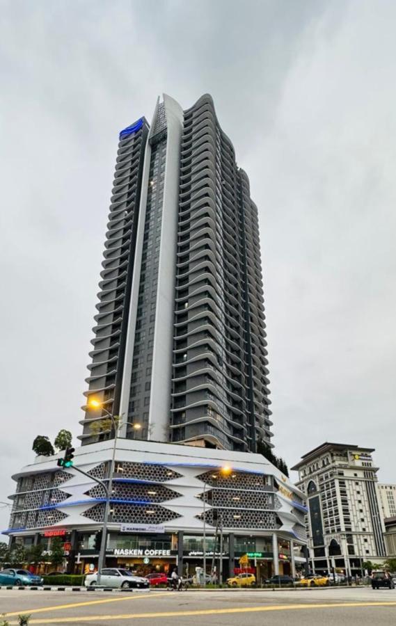 Nusa Luxurious Suite 哥打巴鲁 外观 照片