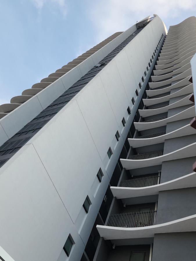 Nusa Luxurious Suite 哥打巴鲁 外观 照片