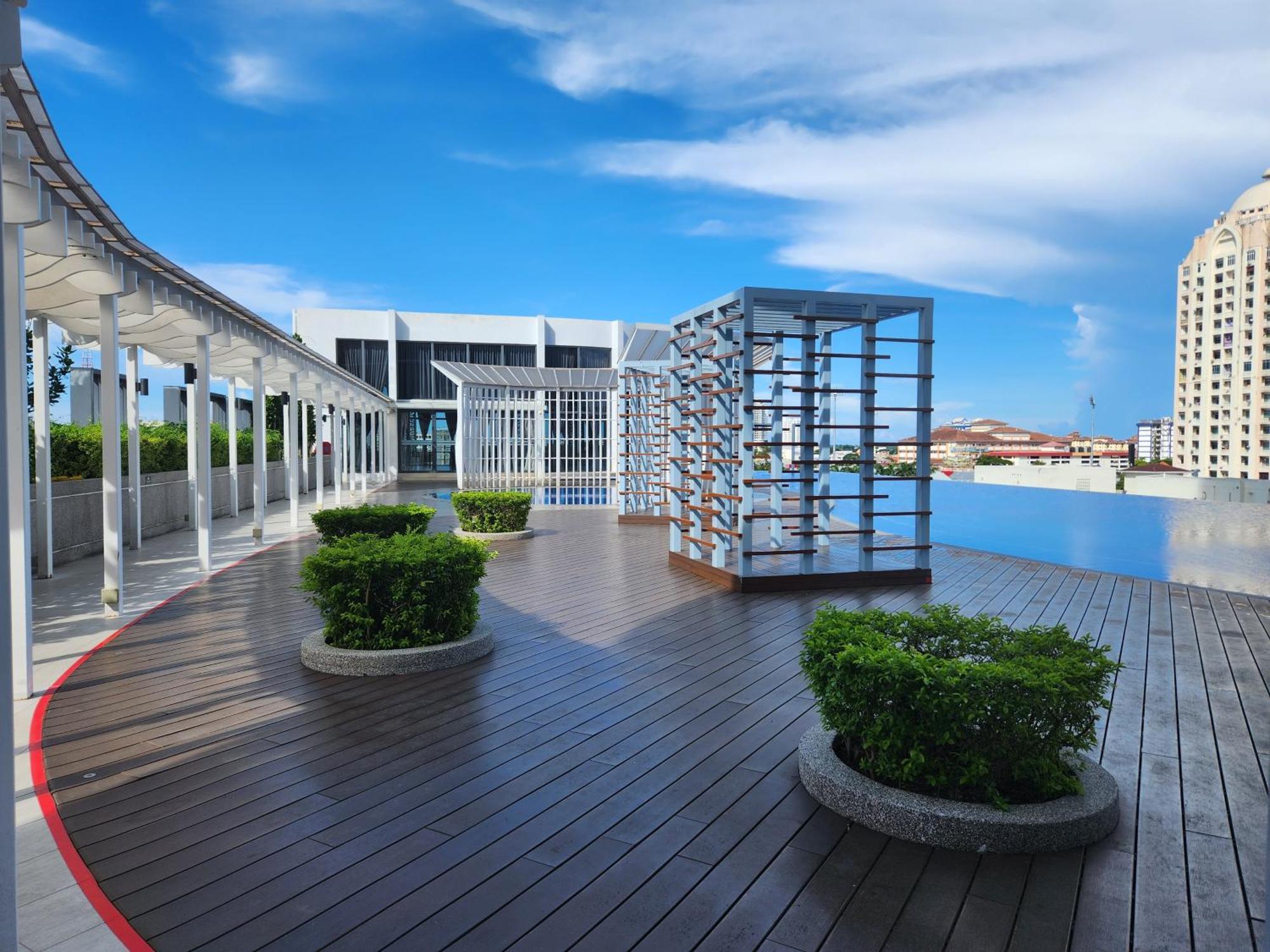 Nusa Luxurious Suite 哥打巴鲁 外观 照片
